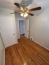 261 Cameron Rd in St. Louis, MO - Building Photo - Building Photo