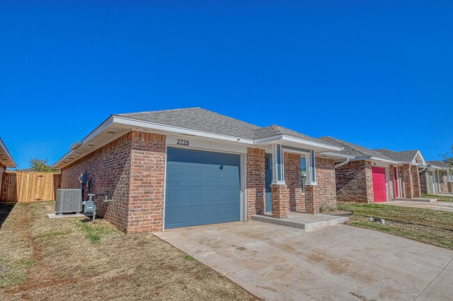 2729 Clifton Ter in Norman, OK - Building Photo - Building Photo