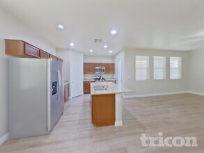 7515 Captain Palmer Ct, Unit 204 in Las Vegas, NV - Building Photo - Building Photo