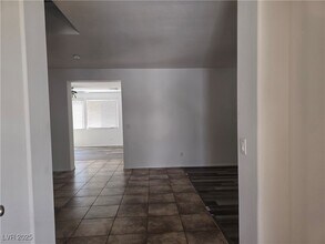 6640 April Bend Ct in North Las Vegas, NV - Building Photo - Building Photo