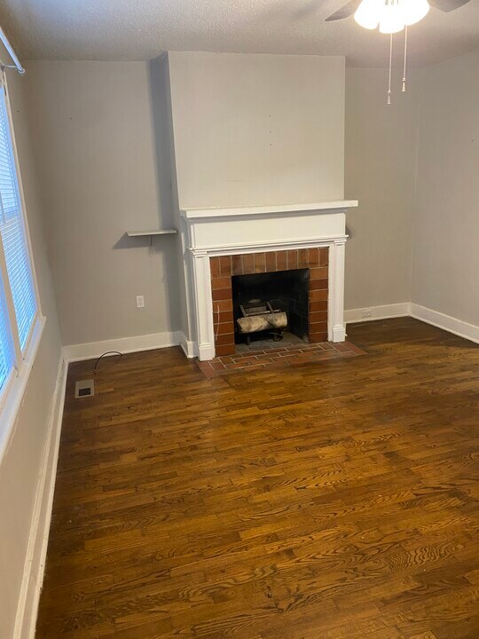 122 Walnut St in Jackson, TN - Building Photo