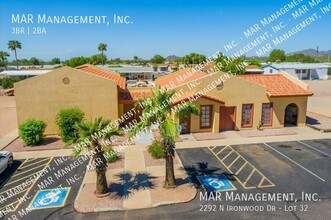 2292 N Ironwood Dr in Apache Junction, AZ - Foto de edificio - Building Photo