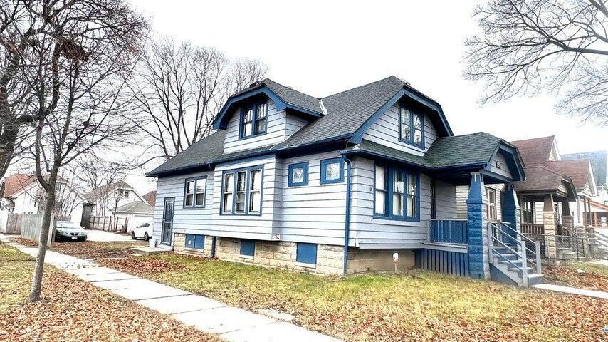 4668 N 29th St in Milwaukee, WI - Building Photo