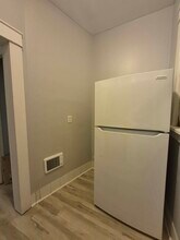 603 N Lee St, Unit 4 in Bloomington, IL - Building Photo - Building Photo