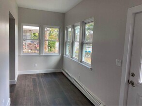 31 S Pearl St in Pearl River, NY - Building Photo - Building Photo