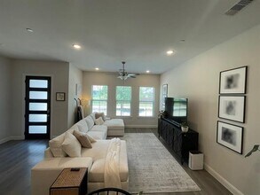 4929 Barcelona Ave in McKinney, TX - Building Photo - Building Photo