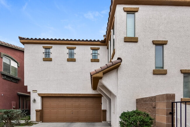 property at 613 Ryan Peak Ln