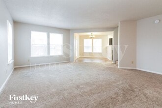 5769 Woodland Trace Blvd in Indianapolis, IN - Building Photo - Building Photo