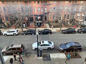 302 Newbury St in Boston, MA - Foto de edificio - Building Photo