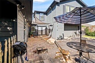 3902 Colquitt St in Houston, TX - Foto de edificio - Building Photo