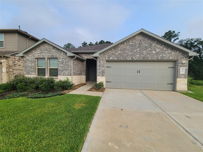property at 40563 Birch Shadows Ct