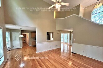 6935 N Glen Dr in Cumming, GA - Building Photo - Building Photo