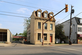 4525 Vine St in Cincinnati, OH - Building Photo - Building Photo