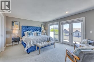 1438 Strawline Hill St in Coquitlam, BC - Building Photo - Building Photo