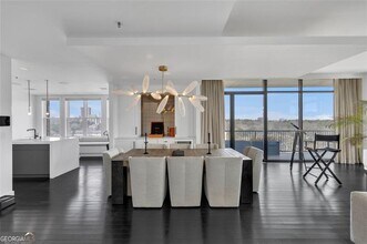 2233 Peachtree Rd NE in Atlanta, GA - Building Photo - Building Photo