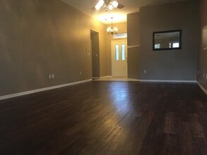 607 Ashland Creek in Victoria, TX - Building Photo - Building Photo