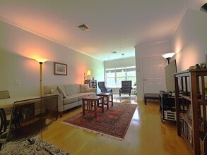 35 Commonwealth Ave in Newton, MA - Building Photo - Building Photo