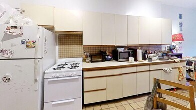 4653 Malden St in Chicago, IL - Building Photo - Building Photo