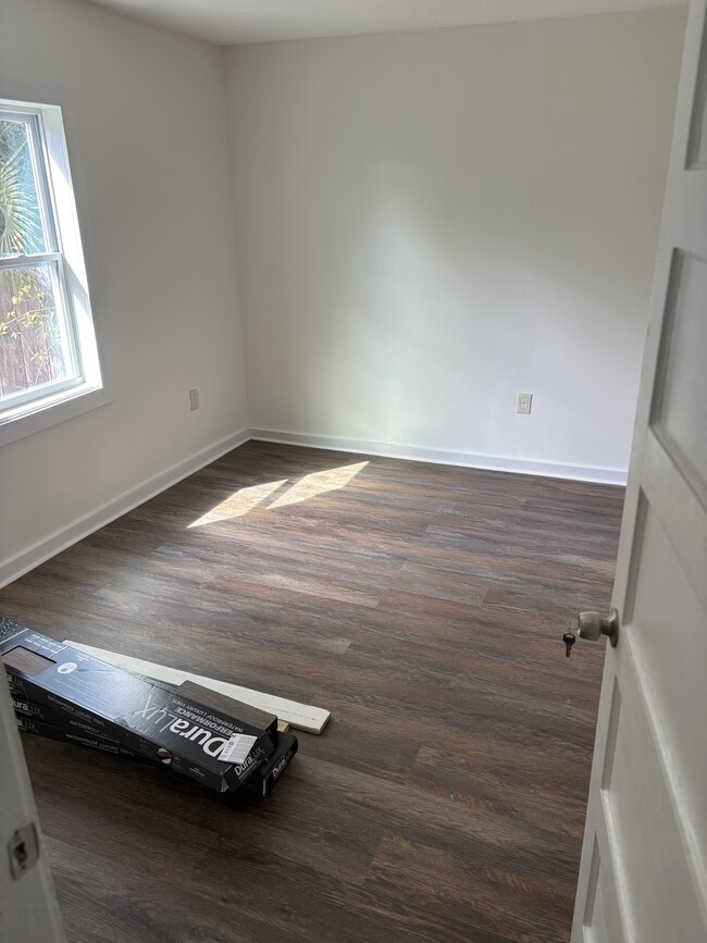 617 W 41st St in Savannah, GA - Foto de edificio - Building Photo