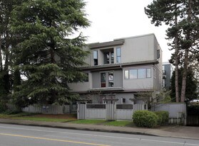 1210 W 12th Ave in Vancouver, BC - Building Photo