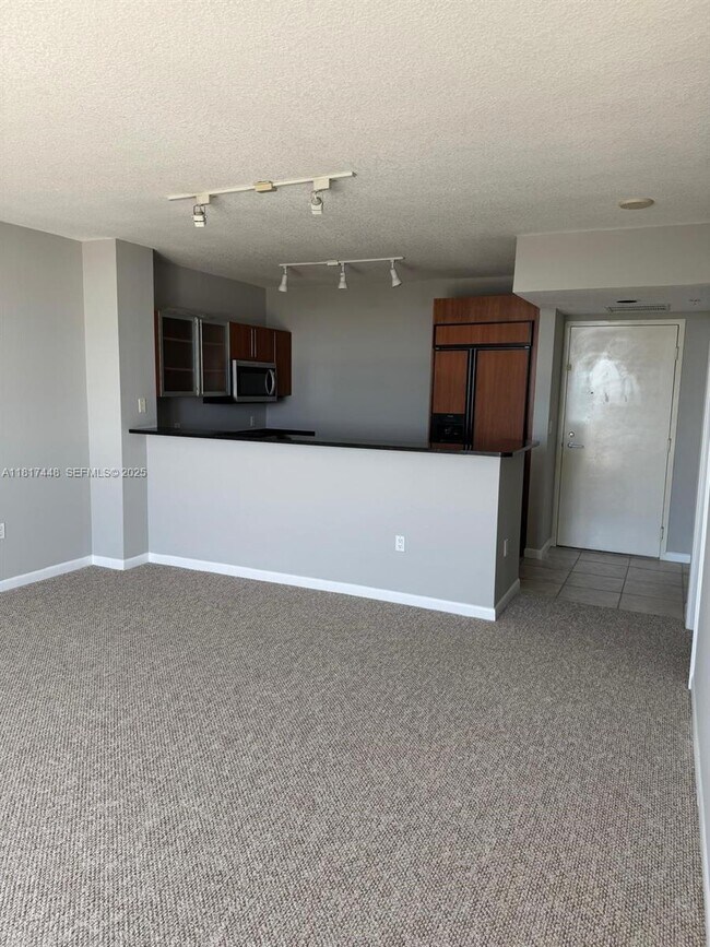 property at 1551 N Flagler Dr