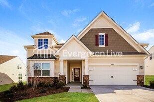 6466 Fairfax Ct in Maiden, NC - Building Photo