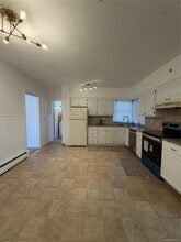 217 Greeley Ave in Sayville, NY - Building Photo - Building Photo