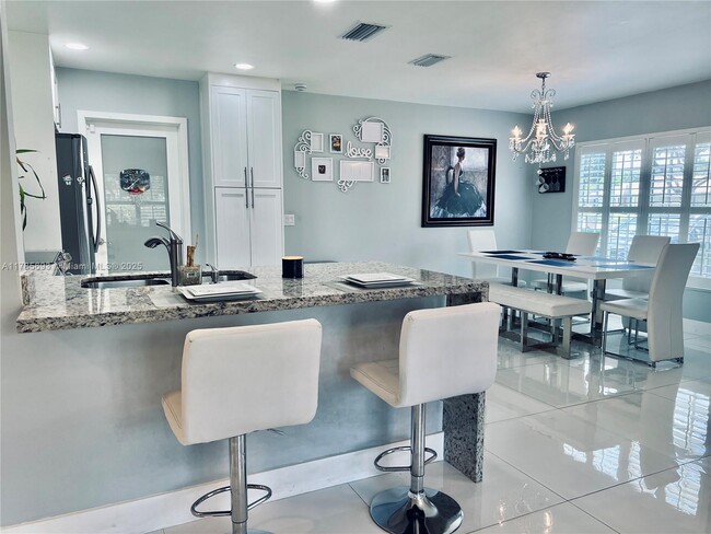 3685 W Citrus Trce in Davie, FL - Building Photo - Building Photo
