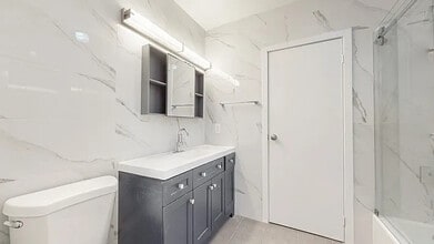 68-28 Juno St in Queens, NY - Building Photo - Building Photo