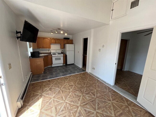 property at 46 Glen Ln