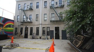 294 Harman St-Unit -1E in Brooklyn, NY - Building Photo - Building Photo