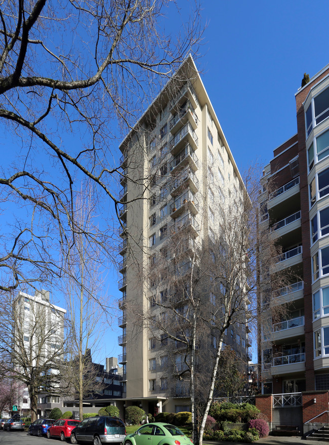 Parkview Terrace in Vancouver, BC - Building Photo - Building Photo