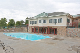 Cedar Ridge Apartments in Topeka, KS - Building Photo - Building Photo