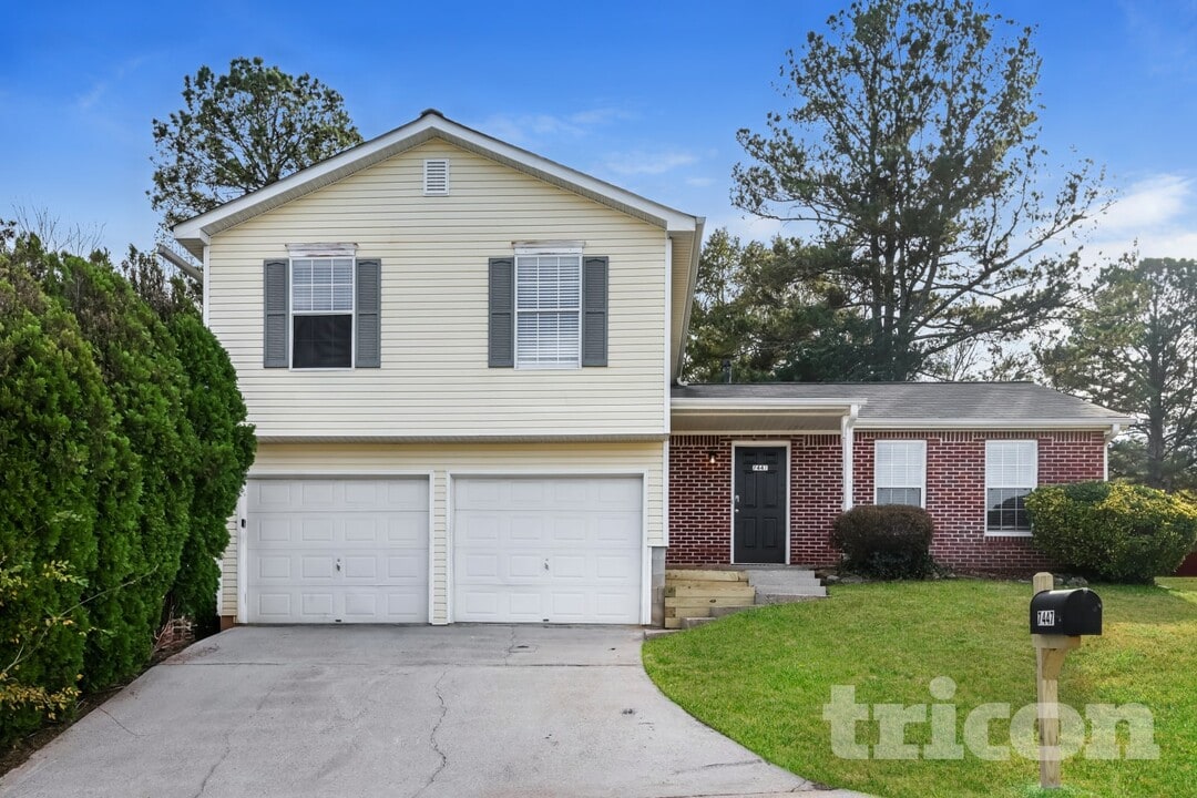 7447 Edenberry Way in Lithonia, GA - Foto de edificio
