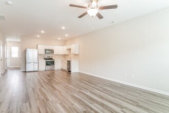 557 Landing View Dr in Wendell, NC - Building Photo - Building Photo