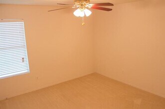 2316 White Oak Dr in Little Elm, TX - Foto de edificio - Building Photo