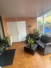 4150 W 10th Ln, Unit Mango Hill in Hialeah, FL - Building Photo - Building Photo
