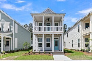 110 Crimson St in Summerville, SC - Building Photo