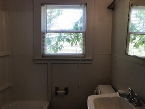 1517 Ave D in Abilene, TX - Building Photo - Building Photo