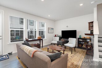 408 Catawba Ave in Davidson, NC - Building Photo - Building Photo