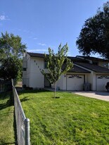 2115 Pleasanton St in Caldwell, ID - Building Photo