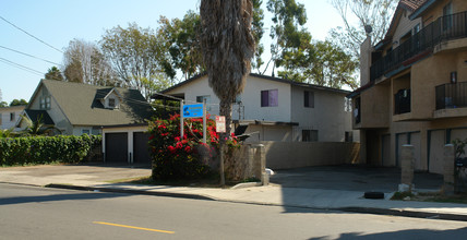 1213 Division St in Oceanside, CA - Foto de edificio - Building Photo