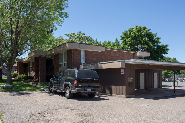 4831 S 350 E in Washington Terrace, UT - Building Photo - Building Photo