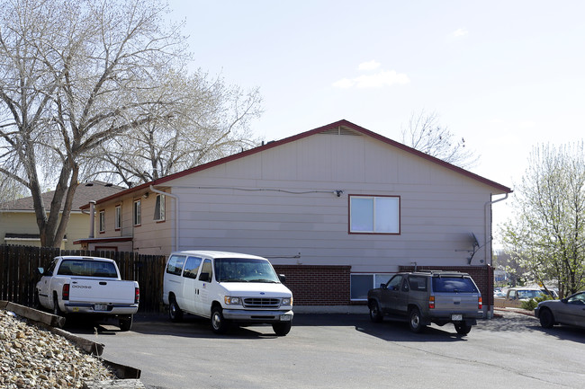 1010 Western Dr in Colorado Springs, CO - Building Photo - Building Photo