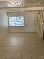 732 Georgia Way in Fairfield, CA - Building Photo