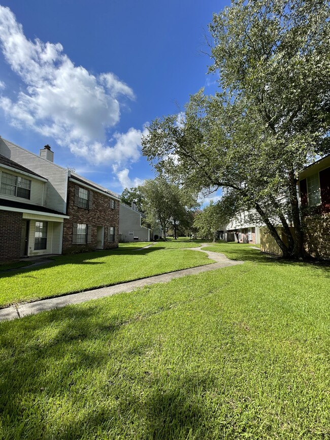 Shenandoah Ridge Townhomes in Baton Rouge, LA - Building Photo - Building Photo