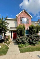 5640 Giddyup Ln in Fort Worth, TX - Building Photo