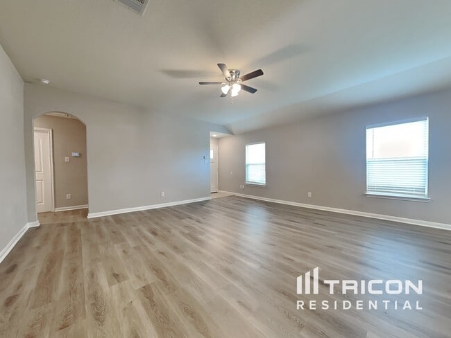 20017 Woodrow Wilson St in Manor, TX - Building Photo - Building Photo