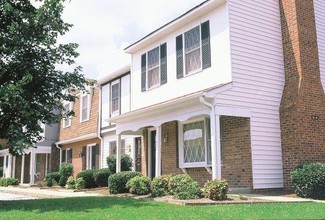 Parkins Ridge in Greenville, SC - Foto de edificio - Building Photo