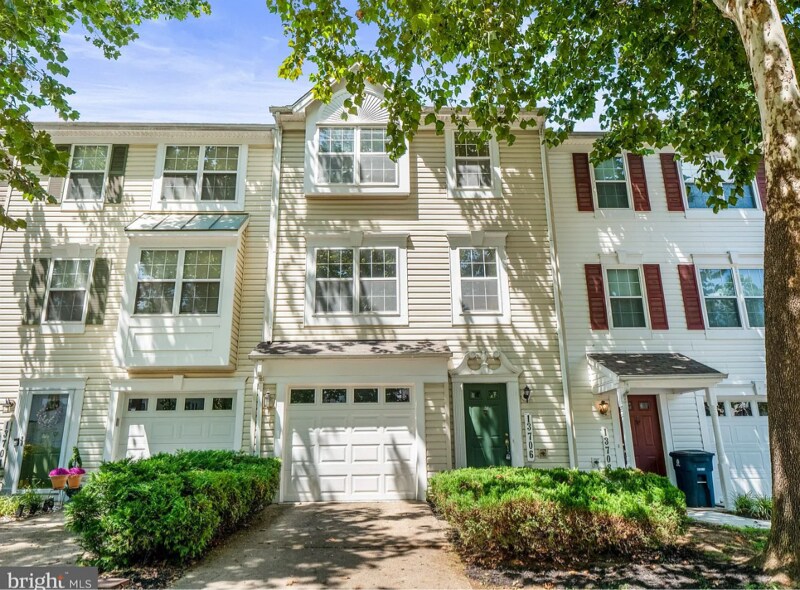 13706 Captain Marbury Ln in Upper Marlboro, MD - Foto de edificio